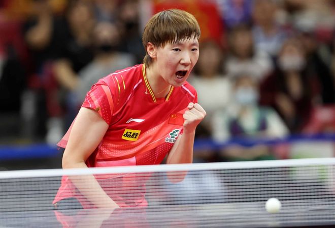 官方：水晶宫前锋爱德华转会加盟朗斯